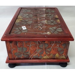 Coffre Trebol, Verre peint